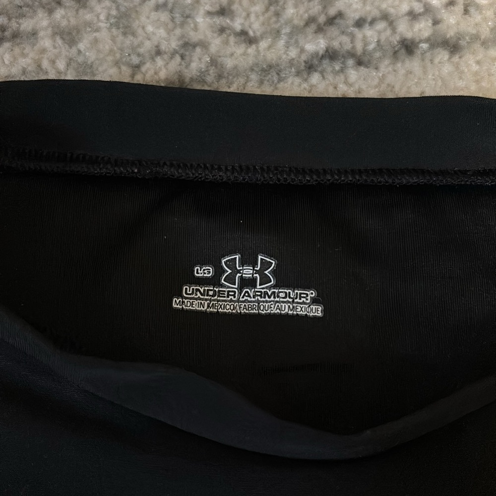 Under Armour black long sleeve top - Picture 3 of 4
